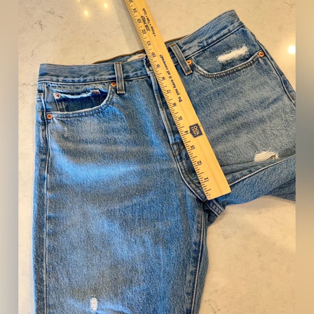 Levi’s Wedgie Jeans Womens Size 28 High Rise Straight Crop Button Fly Distressed - Picture 4 of 8